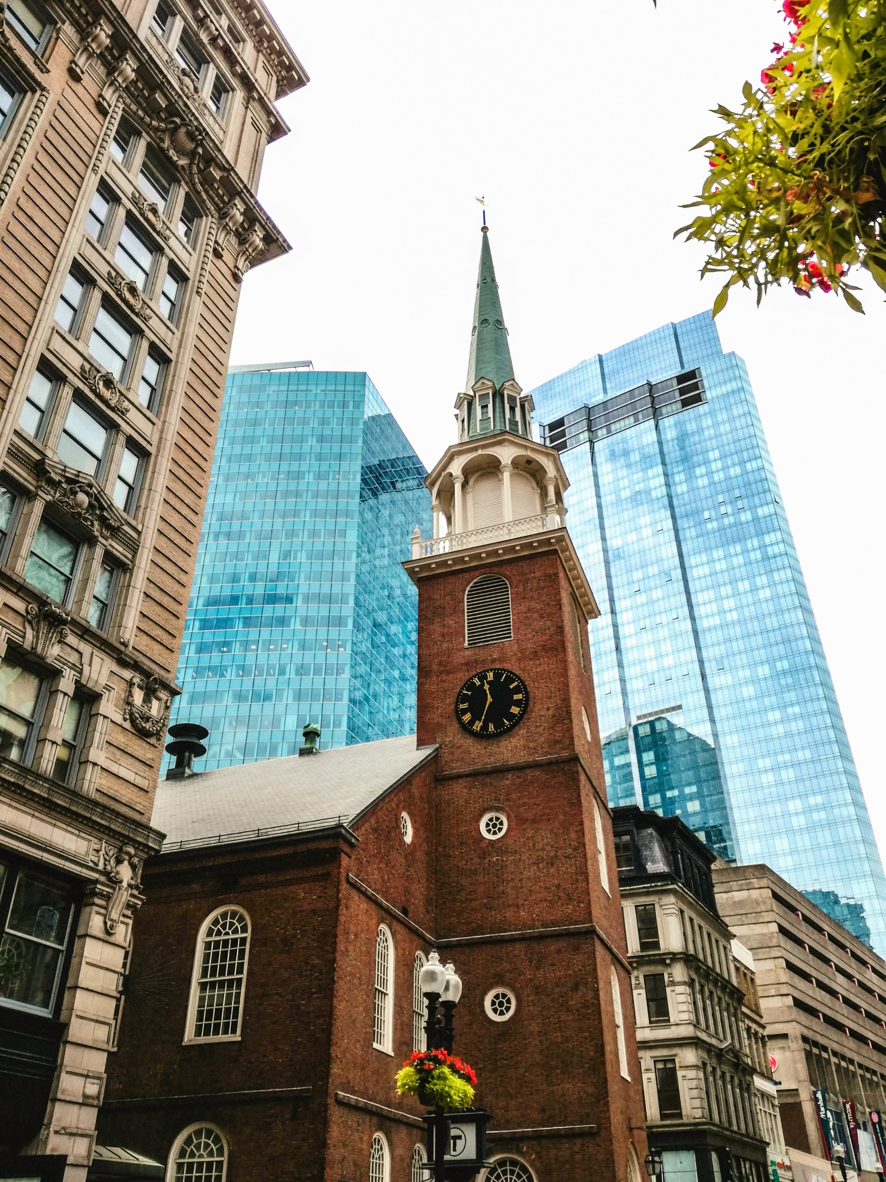 5 Best Cities for College Tours: Planning A Campus Tour Vacation